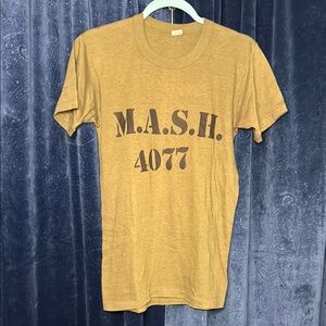 M.A.S.H. 4077 Men's Tan T-Shirt Simglen Stitch